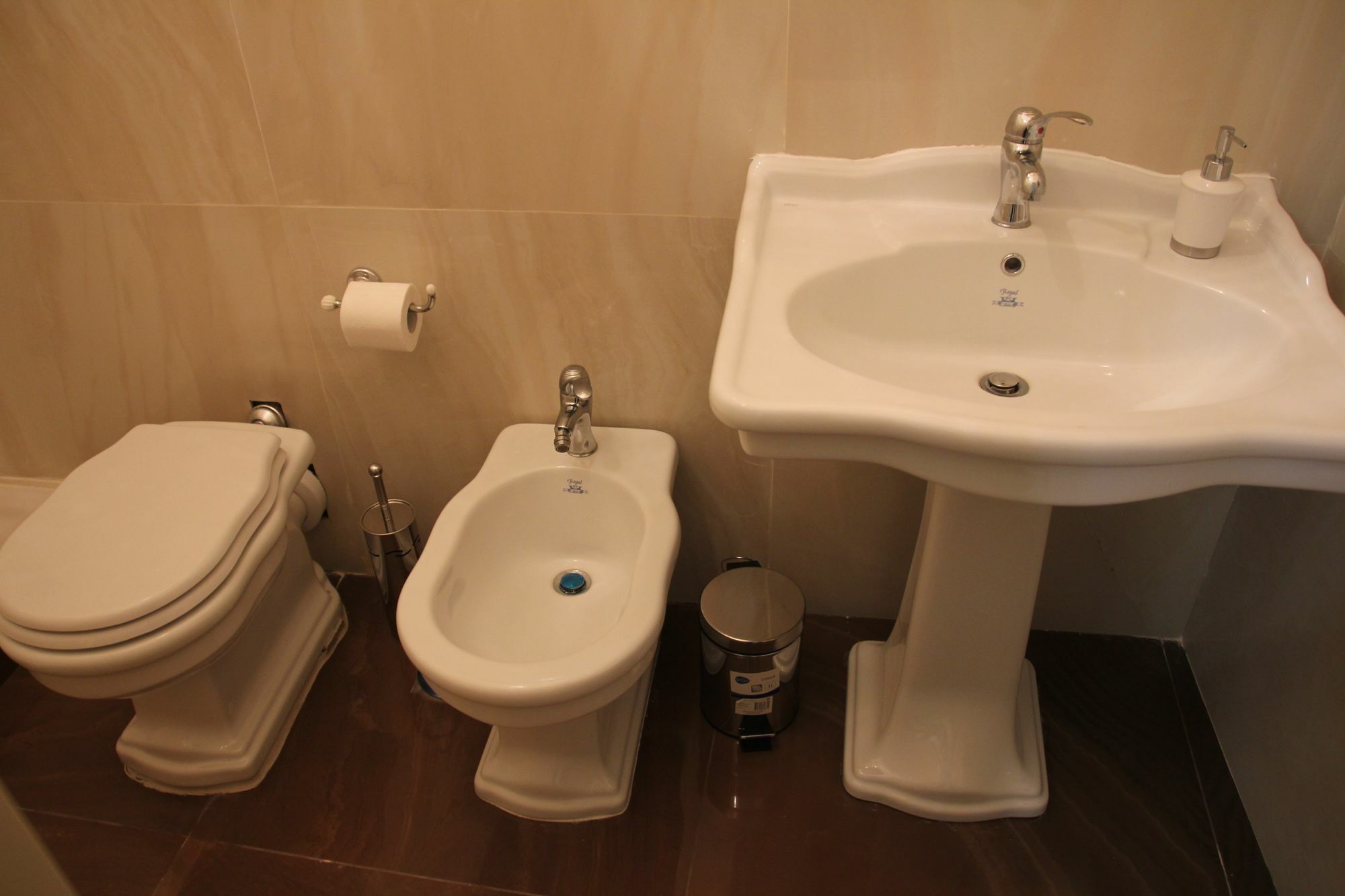 Stazione Guesthousemariafrancesca Hotel 2*