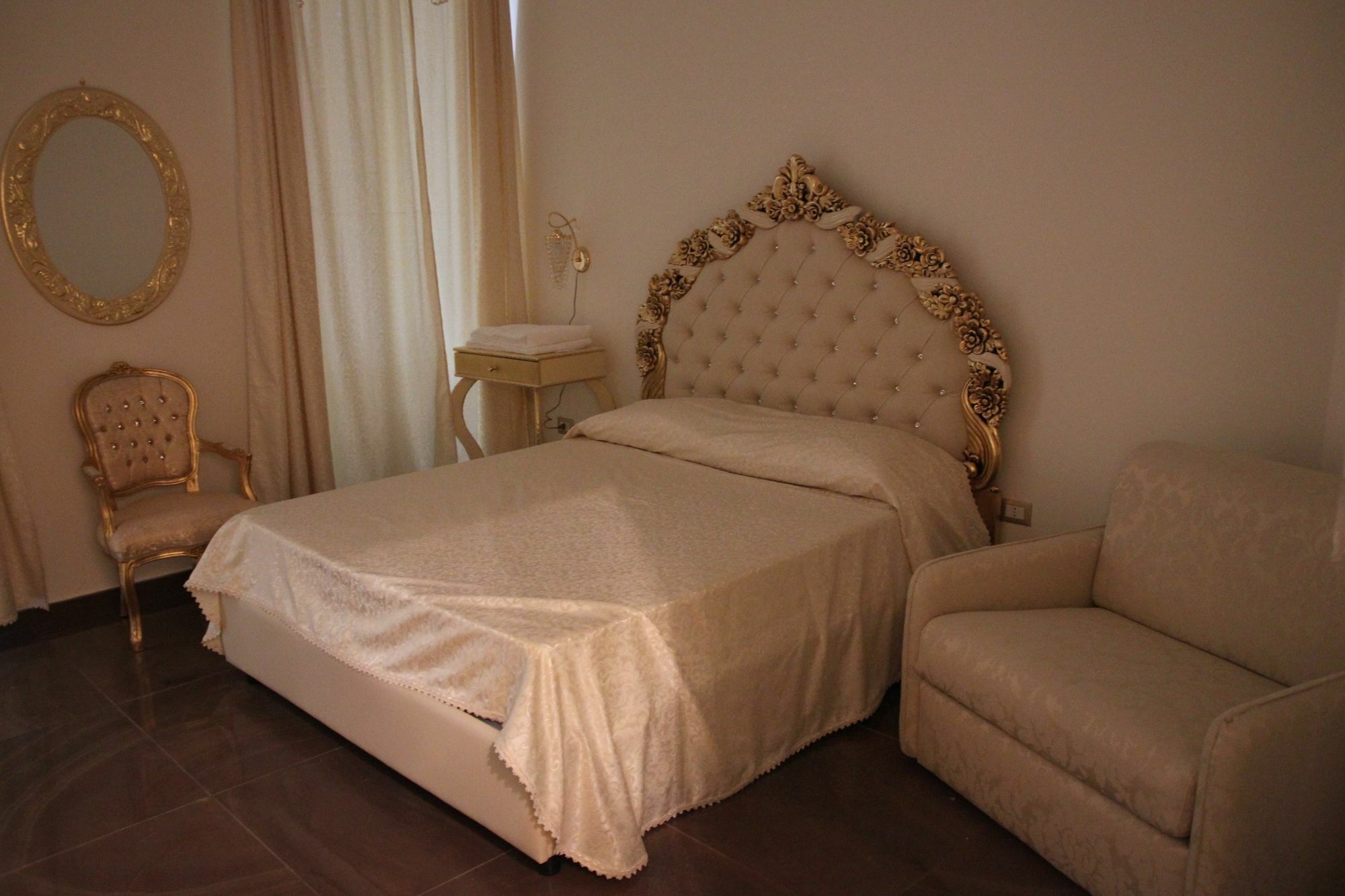 Stazione Guesthousemariafrancesca 2* Napoli